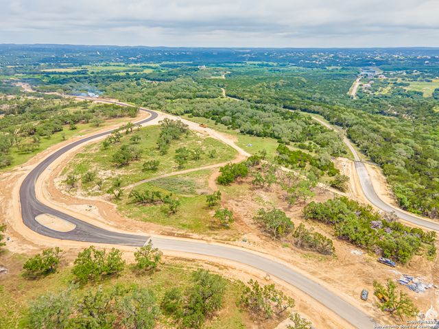 1806 Paradise Pkwy, Canyon Lake, TX 78133