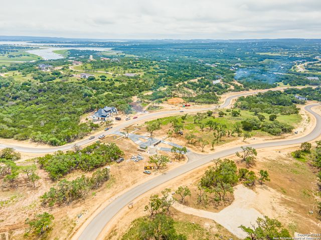 1806 Paradise Pkwy, Canyon Lake, TX 78133