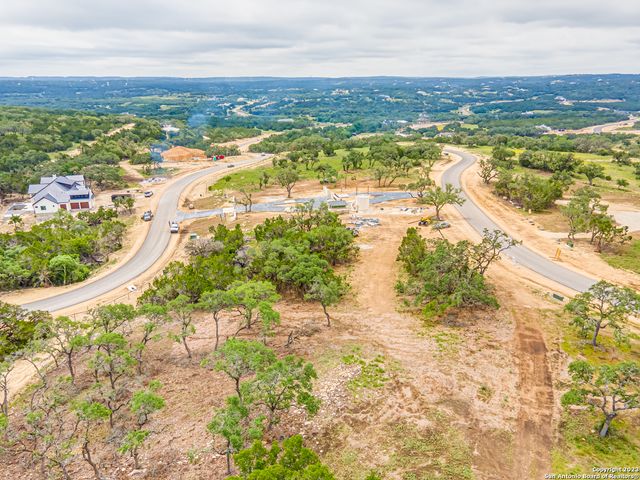 1806 Paradise Pkwy, Canyon Lake, TX 78133