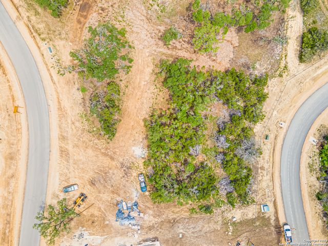 1806 Paradise Pkwy, Canyon Lake, TX 78133
