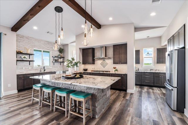 714 Matern DR, Horseshoe Bay, TX 78657