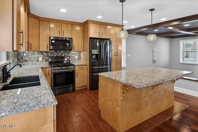 234 Bradford Lane, Bristol, TN 37620