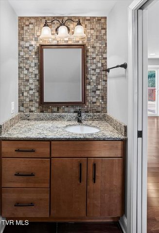 234 Bradford Lane, Bristol, TN 37620