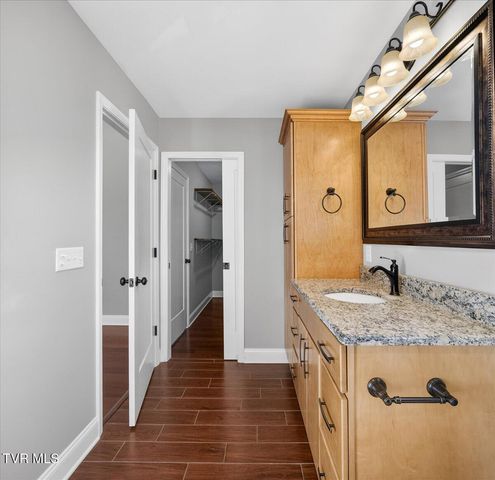 234 Bradford Lane, Bristol, TN 37620