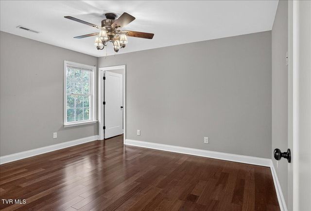 234 Bradford Lane, Bristol, TN 37620