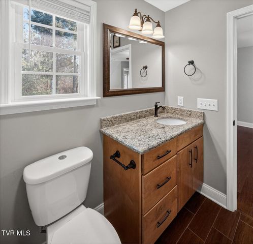 234 Bradford Lane, Bristol, TN 37620