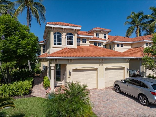 5610 Cape Harbour DR 201, Cape Coral, FL 33914
