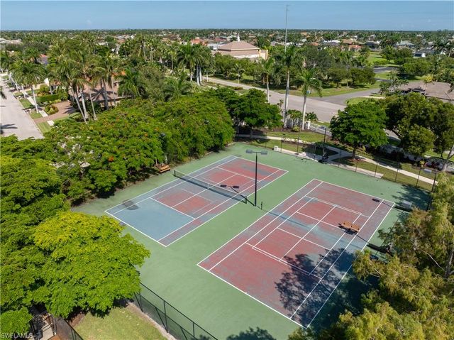 5610 Cape Harbour DR 201, Cape Coral, FL 33914