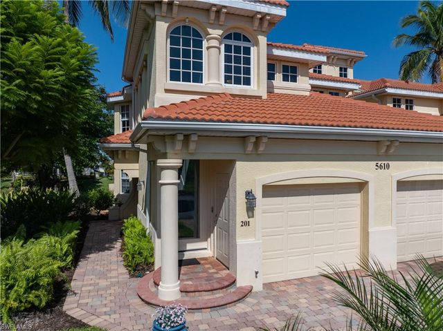 5610 Cape Harbour DR 201, Cape Coral, FL 33914