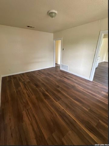 3115 MARS ST, San Antonio, TX 78226