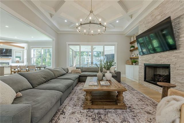 730 Summit Terrace NE, Marietta, GA 30068