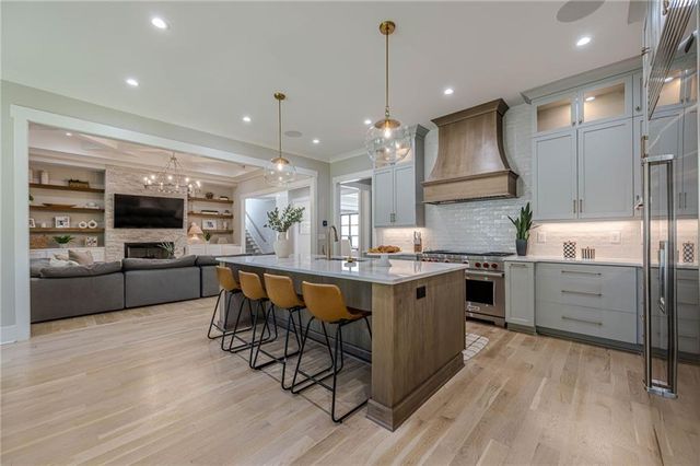 730 Summit Terrace NE, Marietta, GA 30068