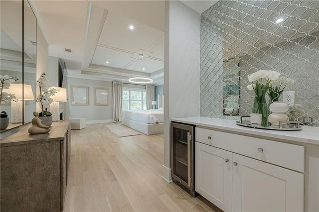 730 Summit Terrace NE, Marietta, GA 30068