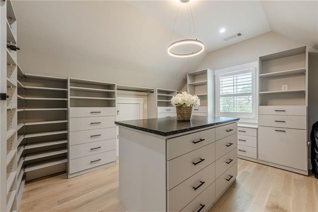 730 Summit Terrace NE, Marietta, GA 30068