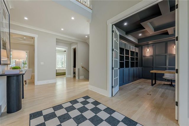 730 Summit Terrace NE, Marietta, GA 30068