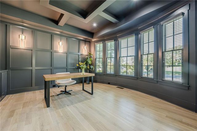 730 Summit Terrace NE, Marietta, GA 30068