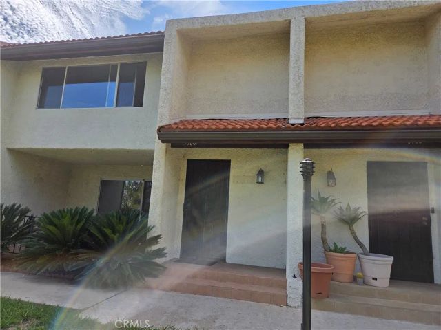7908 Via Magdalena, Burbank, CA 91504
