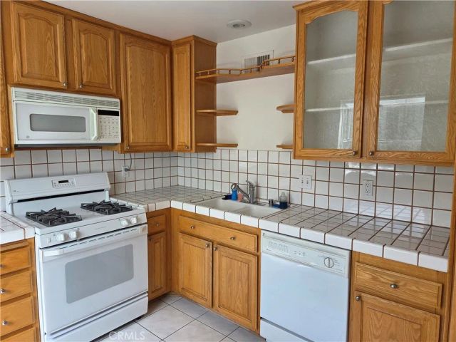 7908 Via Magdalena, Burbank, CA 91504