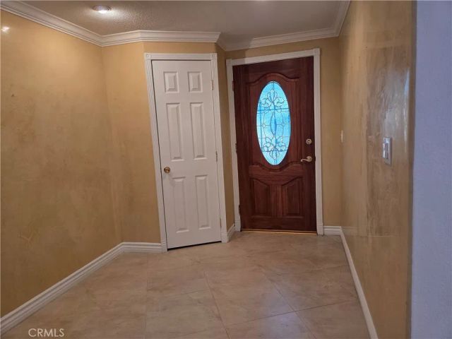 7908 Via Magdalena, Burbank, CA 91504