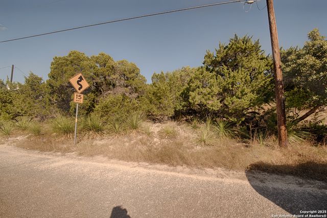 354 Ledgeview Drive, Canyon Lake, TX 78133