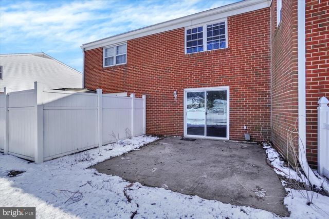 765 COLONY DR, York, PA 17404