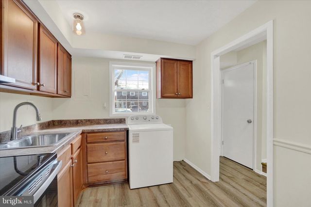 765 COLONY DR, York, PA 17404