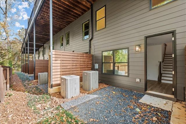 2335 Mason Drive D27, Atlanta, GA 30316