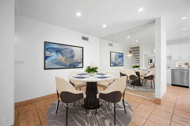 400 Monterey Road 16, Glendale, CA 91206