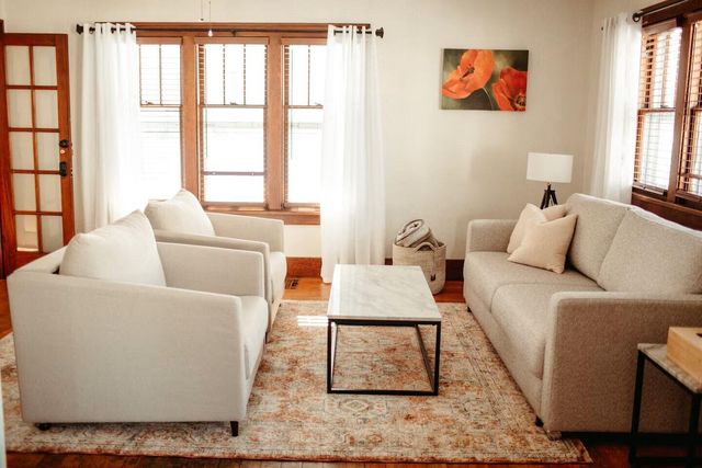 213 Clinton Avenue, Grand Haven City, MI 49417