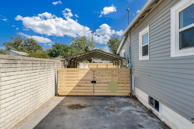 1944 Broadway Ave, Wichita, KS 67211