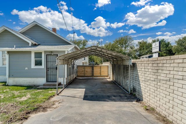 1944 Broadway Ave, Wichita, KS 67211