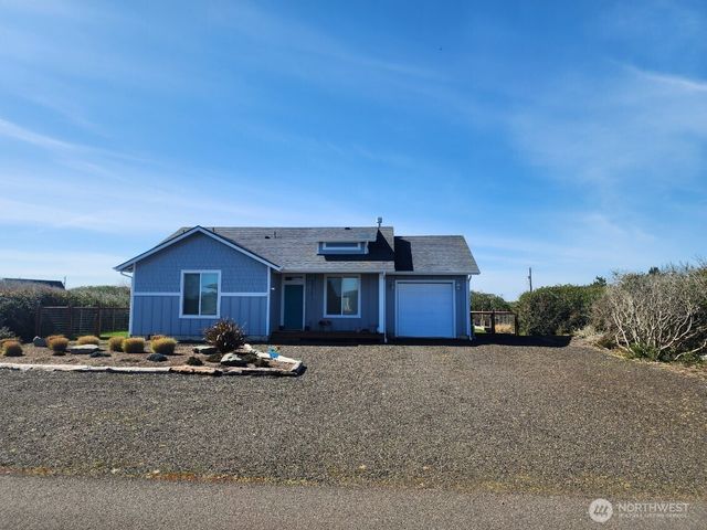 1269 Storm King Avenue SW, Ocean Shores, WA 98569