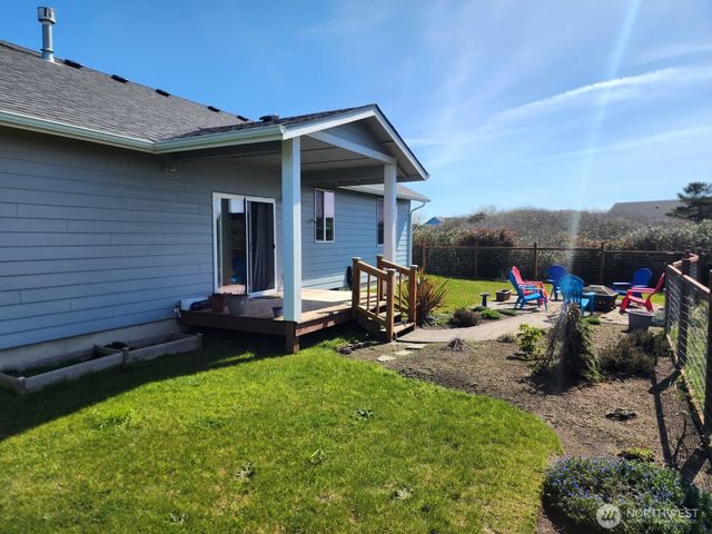 1269 Storm King Avenue SW, Ocean Shores, WA 98569