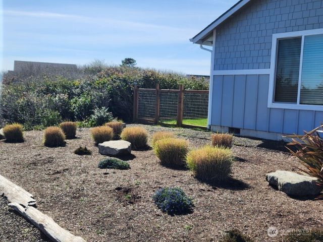 1269 Storm King Avenue SW, Ocean Shores, WA 98569