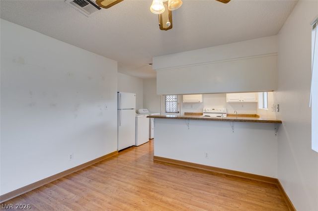 427 South Tonopah Drive, Las Vegas, NV 89106