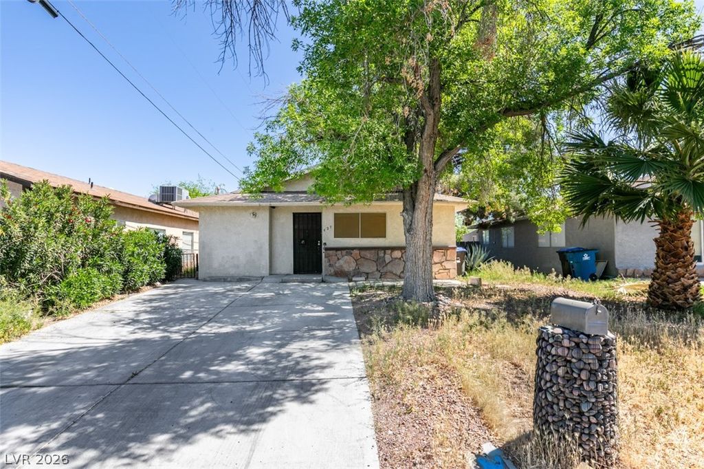 427 South Tonopah Drive, Las Vegas, NV 89106