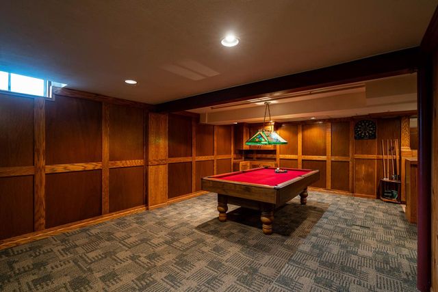 8850 W Lake Pointe CIRCLE, Franklin, WI 53132