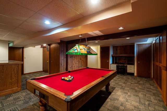 8850 W Lake Pointe CIRCLE, Franklin, WI 53132