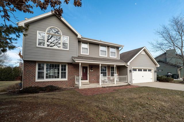 8850 W Lake Pointe CIRCLE, Franklin, WI 53132