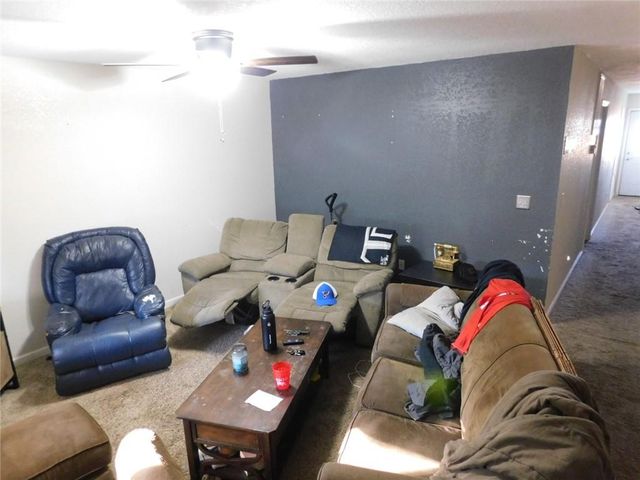 708 W 1st Street, Pittsburg, KS 66762