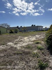 111 Cocoa Place, Cocoa, FL 32922