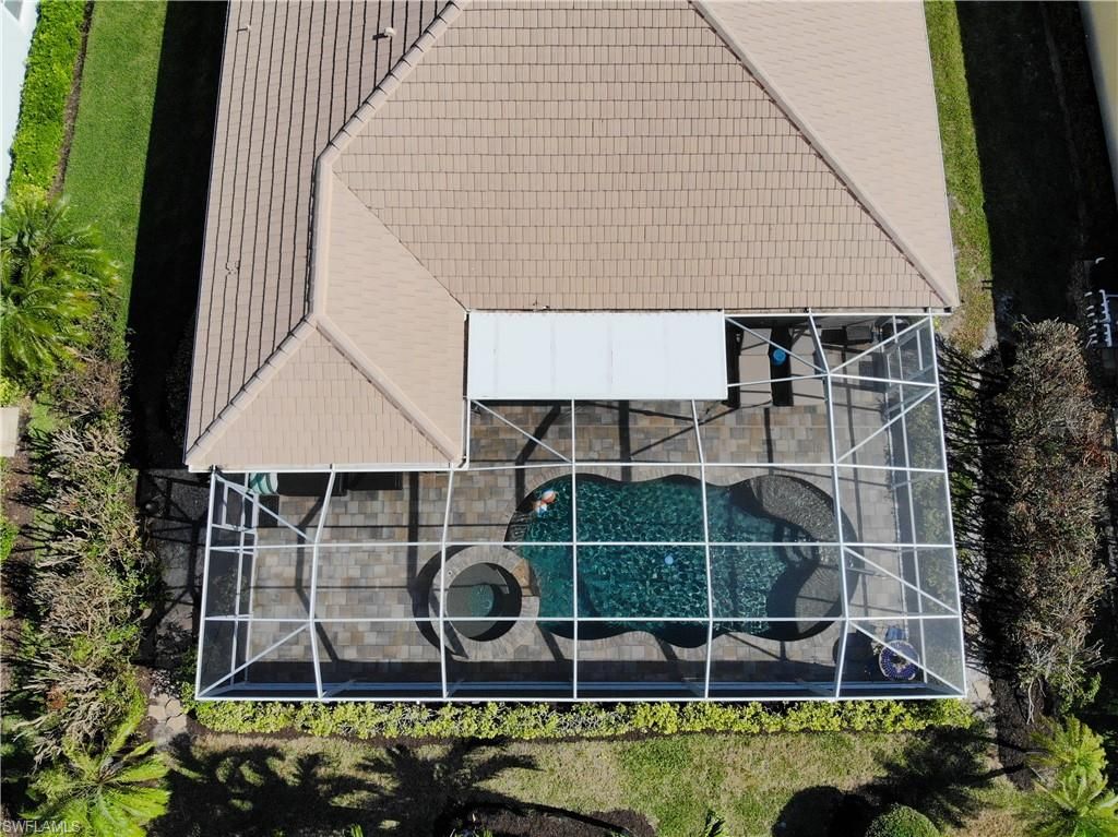 Image 2 of property listing at 2604 Stonyhill CT, Cape Coral, FL 33991