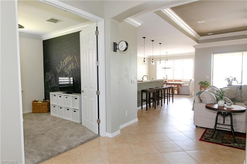 Image 21 of property listing at 2604 Stonyhill CT, Cape Coral, FL 33991