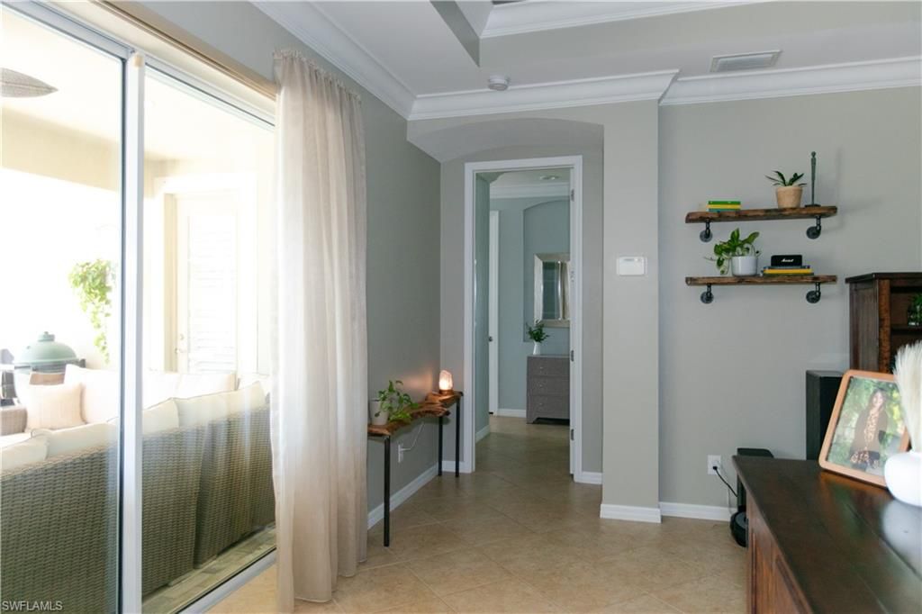 Image 24 of property listing at 2604 Stonyhill CT, Cape Coral, FL 33991
