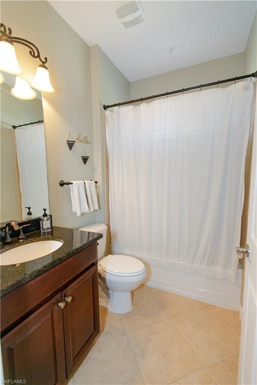 Image 30 of property listing at 2604 Stonyhill CT, Cape Coral, FL 33991