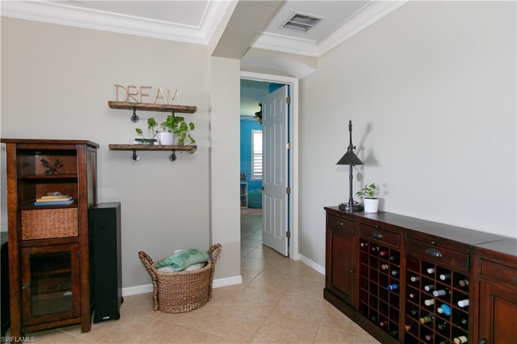 Image 31 of property listing at 2604 Stonyhill CT, Cape Coral, FL 33991