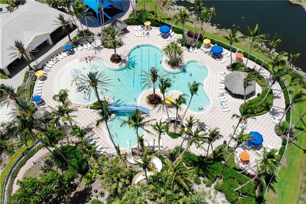 Image 38 of property listing at 2604 Stonyhill CT, Cape Coral, FL 33991