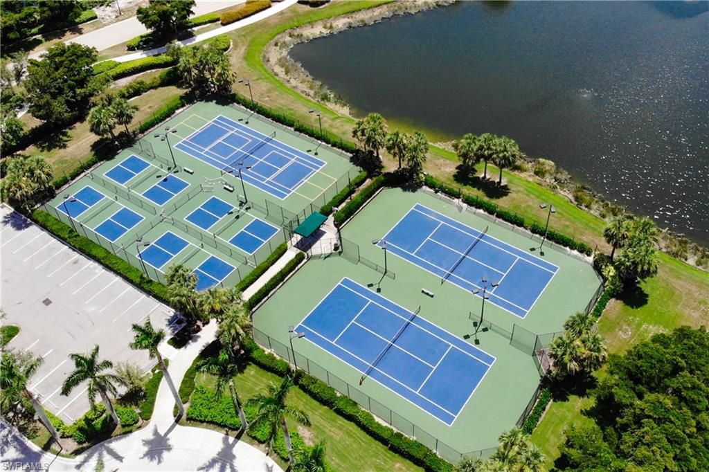Image 43 of property listing at 2604 Stonyhill CT, Cape Coral, FL 33991