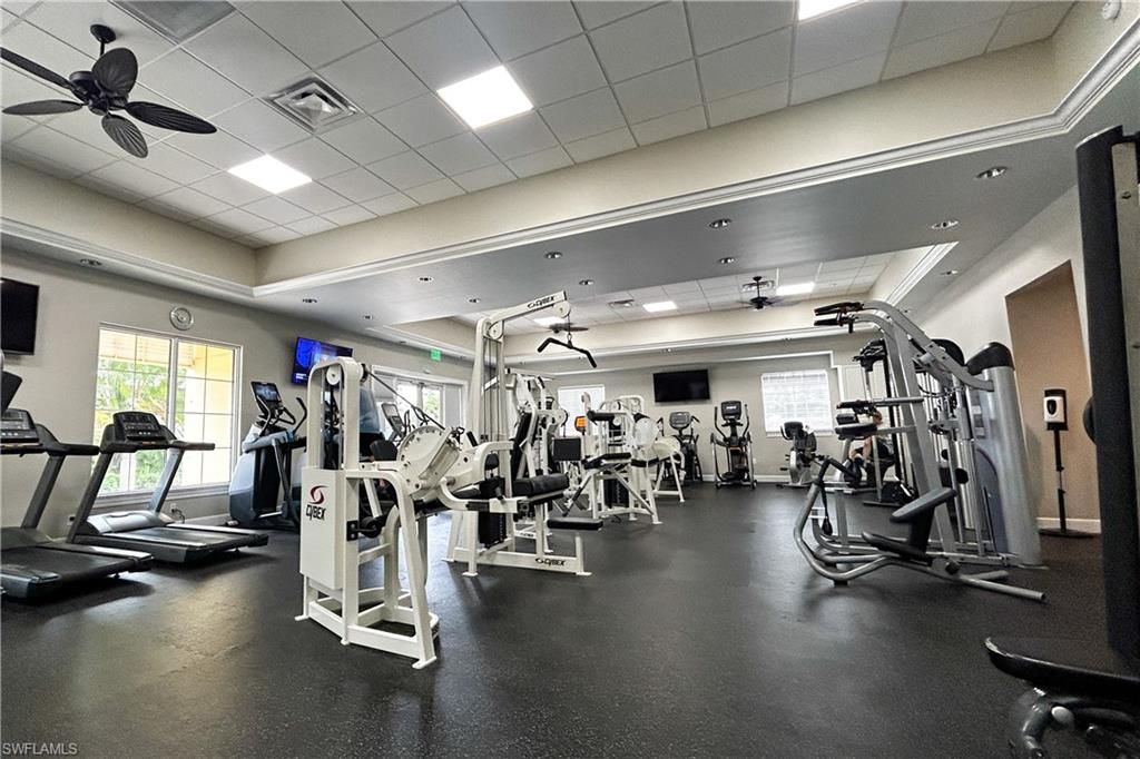 Image 44 of property listing at 2604 Stonyhill CT, Cape Coral, FL 33991