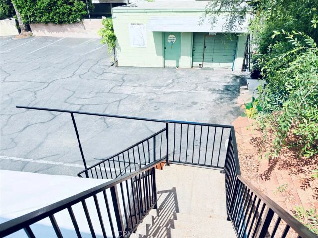 4025 Melrose ave., Los Angeles, CA 90029